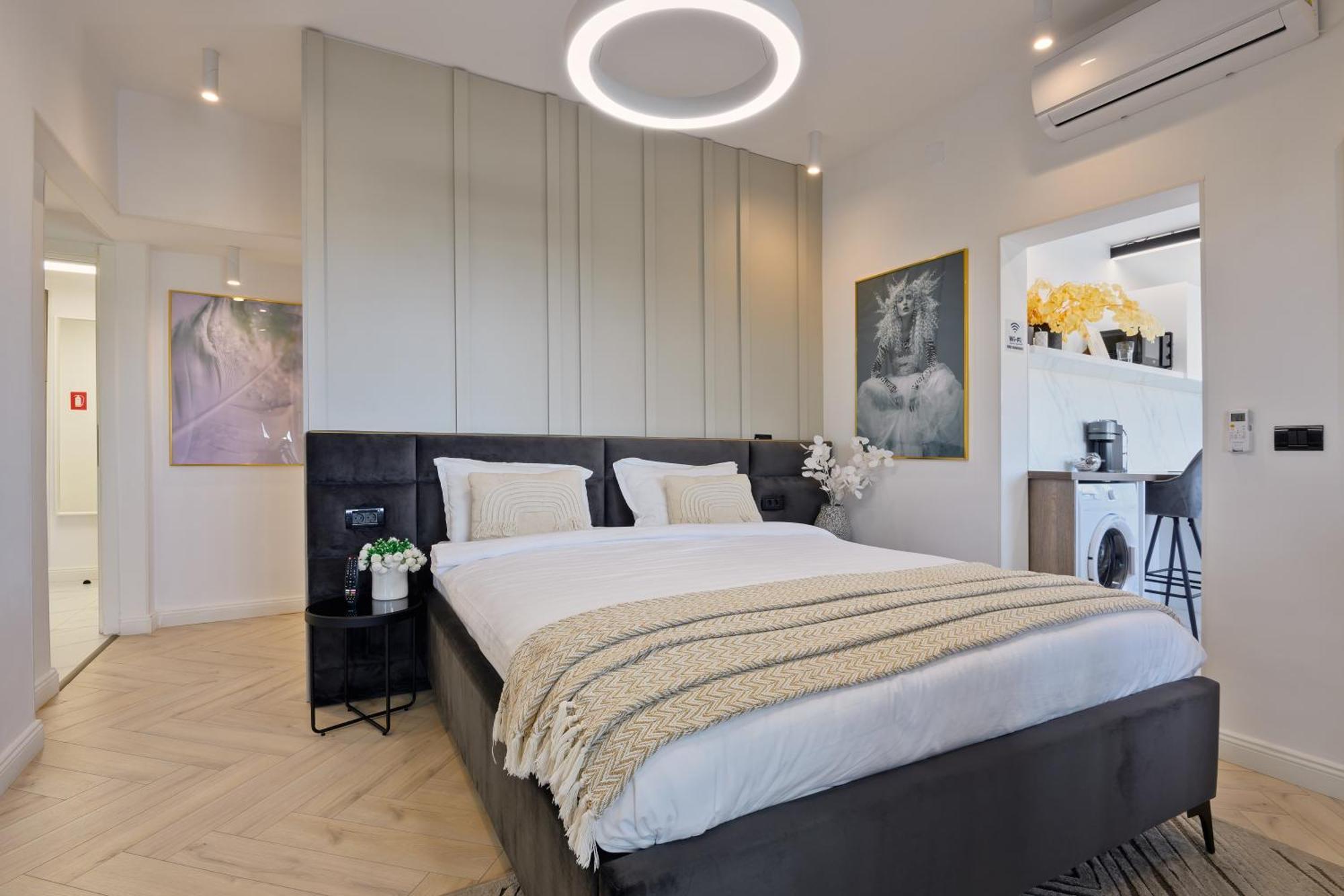 City View - Luxury Apartment A - Old City - Victoriei บูคาเรสต์ ภายนอก รูปภาพ