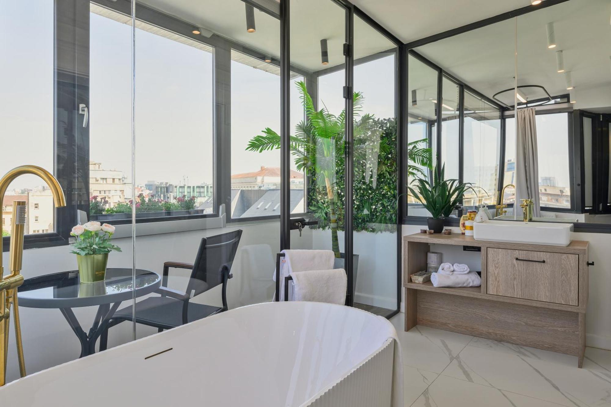 City View - Luxury Apartment A - Old City - Victoriei บูคาเรสต์ ภายนอก รูปภาพ