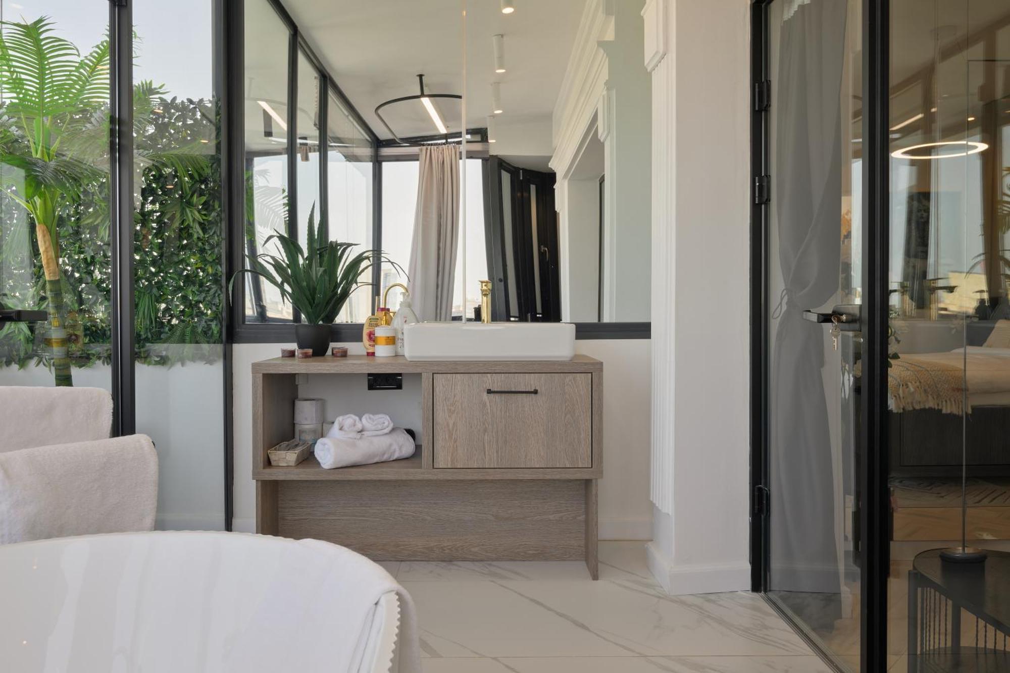 City View - Luxury Apartment A - Old City - Victoriei บูคาเรสต์ ภายนอก รูปภาพ